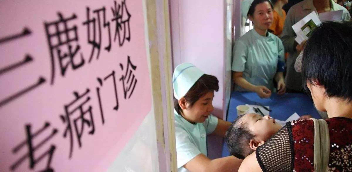 奶粉为什么那么贵一桶奶粉的利润 (中国奶粉为何天价)