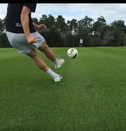 射门教程新手,射门技巧足球教学小学生