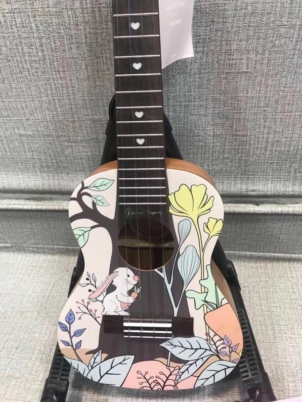 一个没钱的吉他爱好者聊聊他弹过的十几把吉他