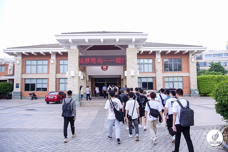 “咱们总裁班见!”职场小萌新的火炬大学堂初体验