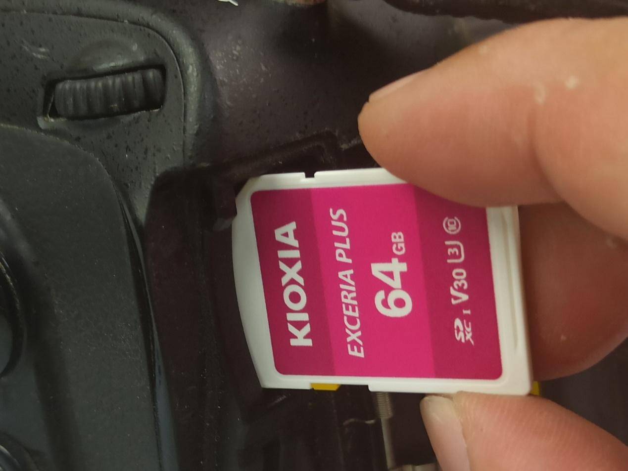 sd卡东芝和铠侠有什么区别,铠侠东芝存储卡评测