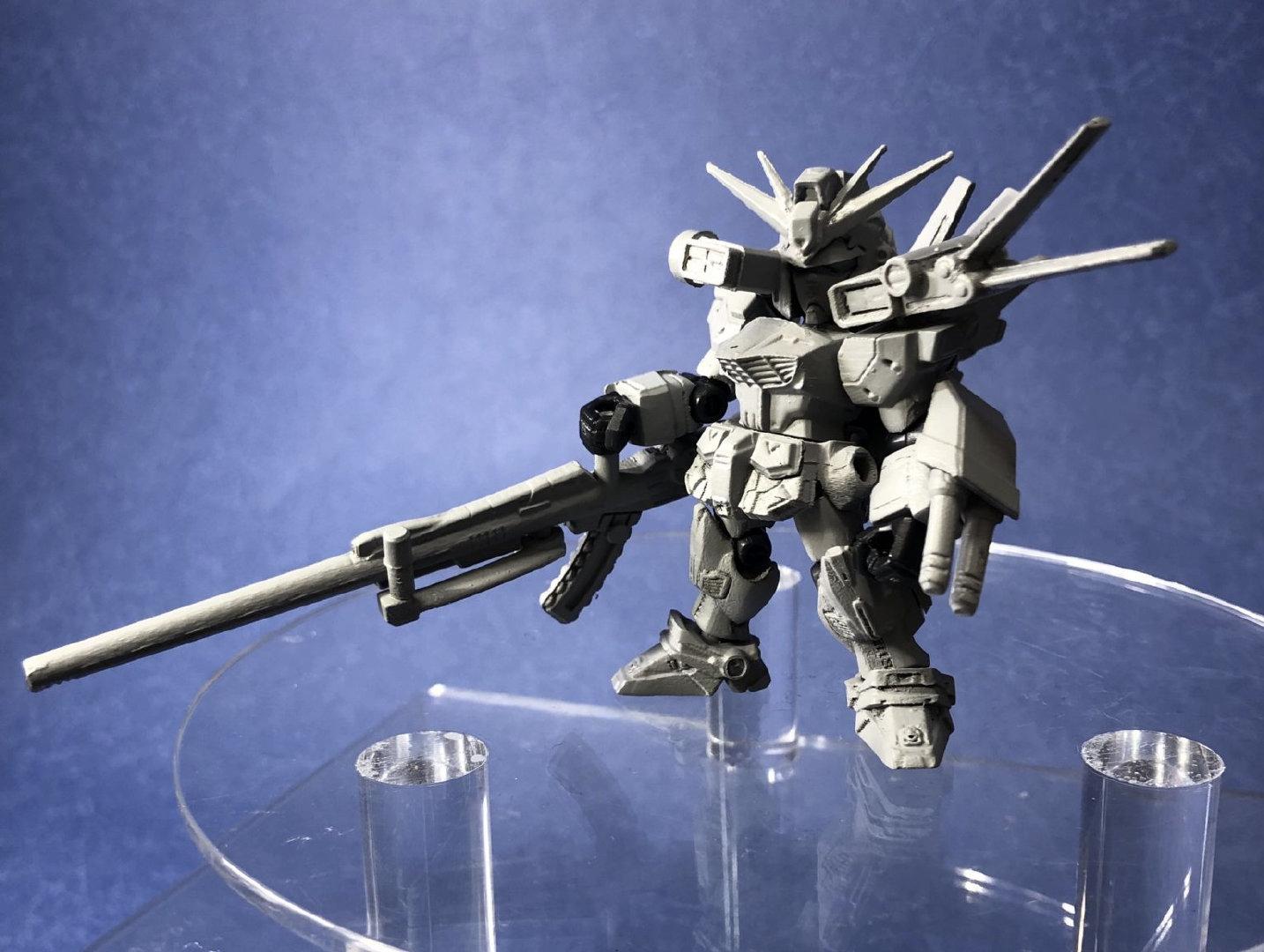 「着衣版」初音粘土发布，高达创形者再起第二季首播|胶游报