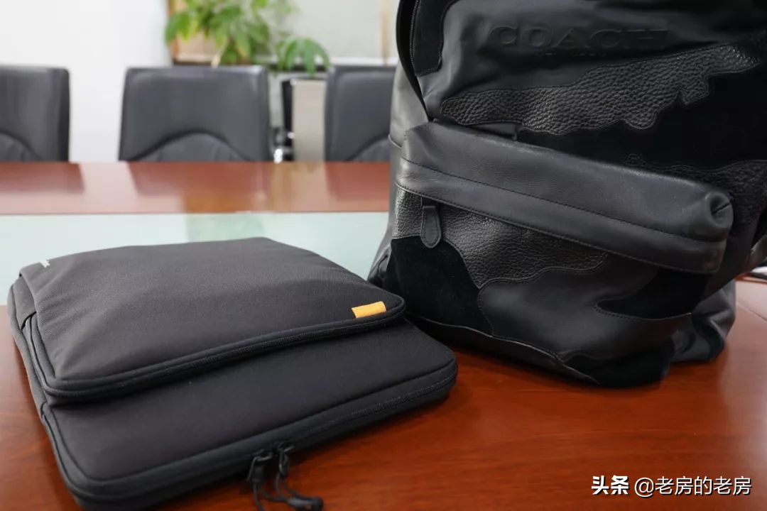 MacBook加Switch，tomtoc轻装上阵一包搞定