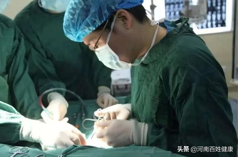 生小孩产妇头部血管破裂,产妇生产难产危急获救的新闻报道