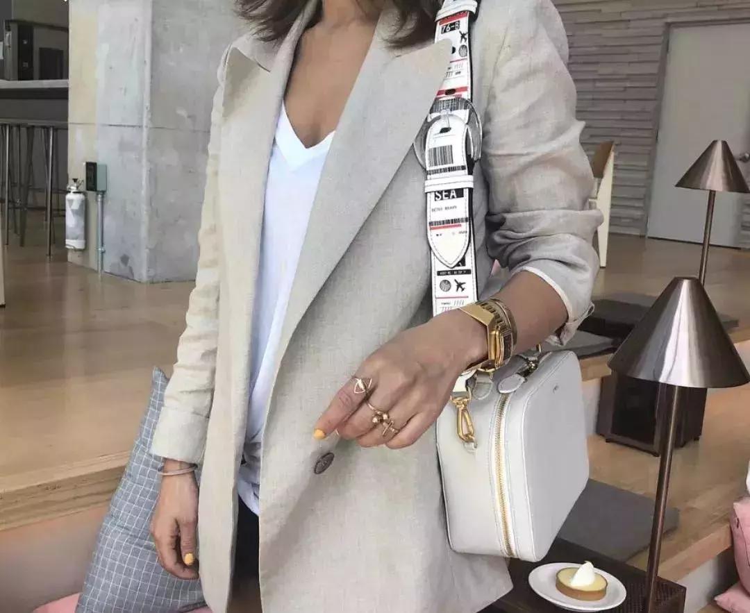 欧韩爆款包包,韩系轻奢小众高级感包包