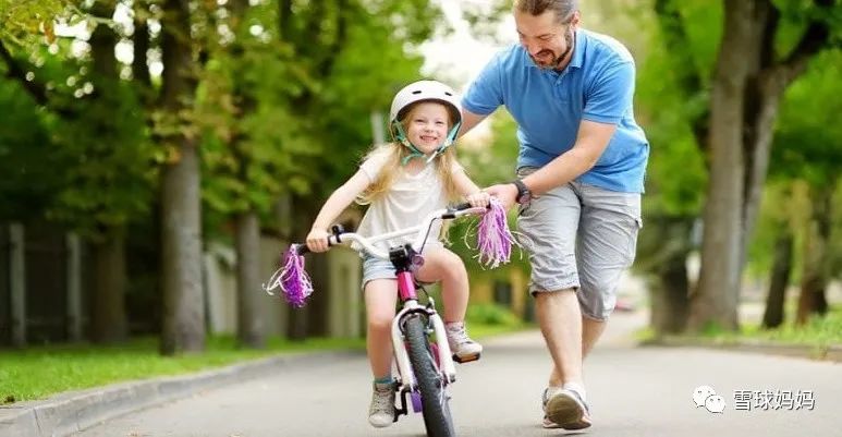 平衡车滑步车滑板车扭扭车,怎么骑儿童平衡滑板车