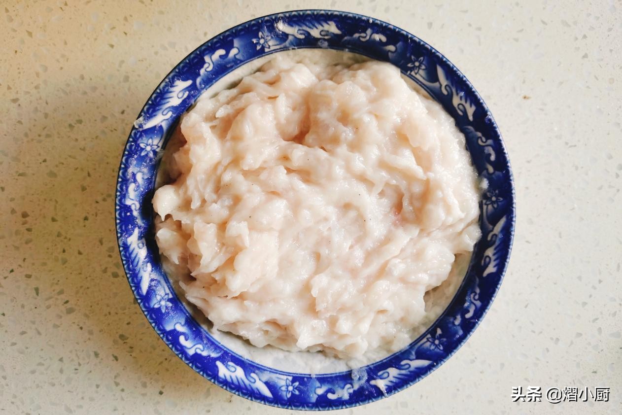 丝瓜紫菜鱼滑汤做法,紫菜滑肉汤怎么做又嫩又好喝