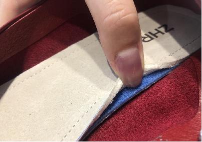 谁说小白鞋土这样穿又酷又美,2021流行的小白鞋显瘦又百搭