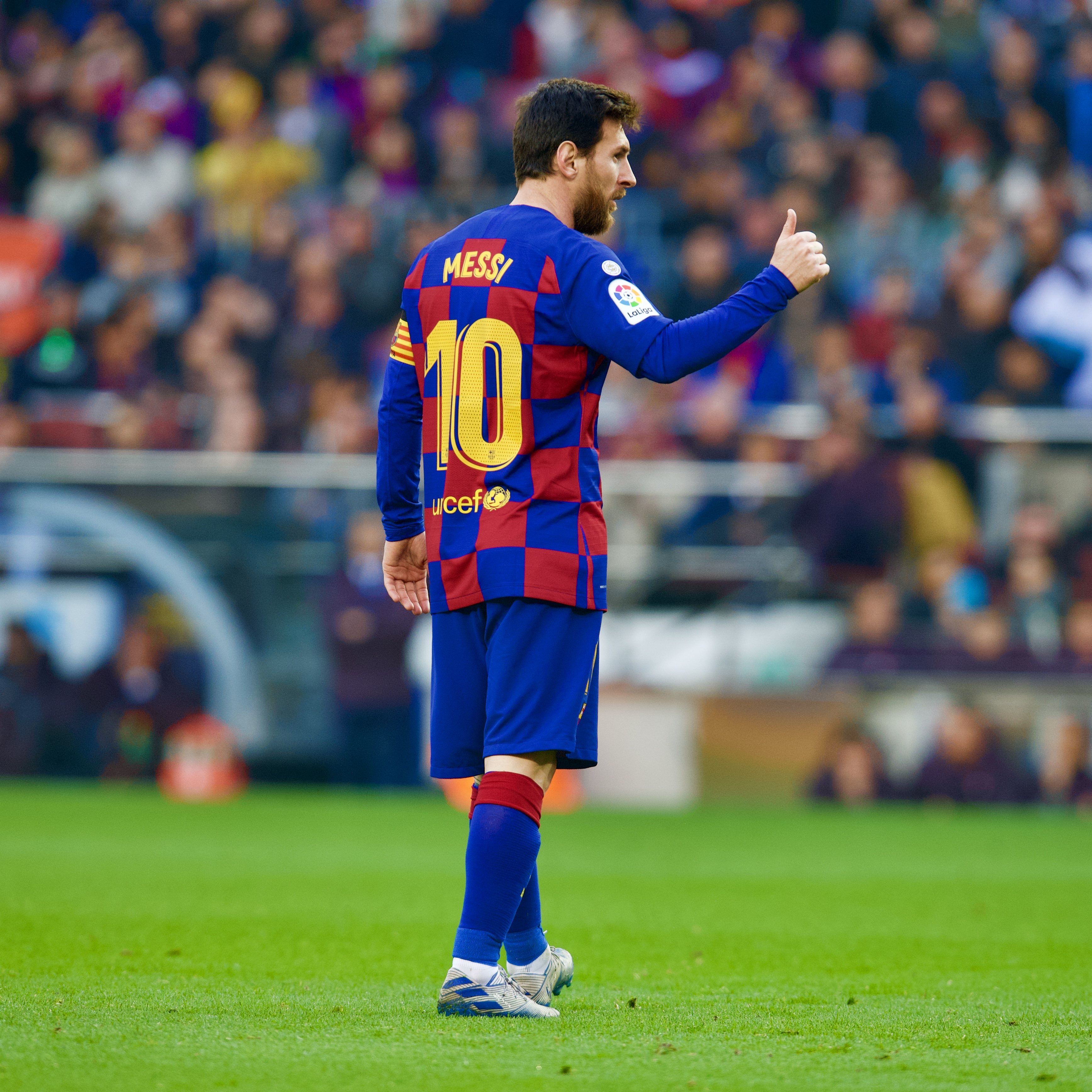 欧冠巴萨vs马竞梅西热身,欧冠巴萨巅峰对决视频