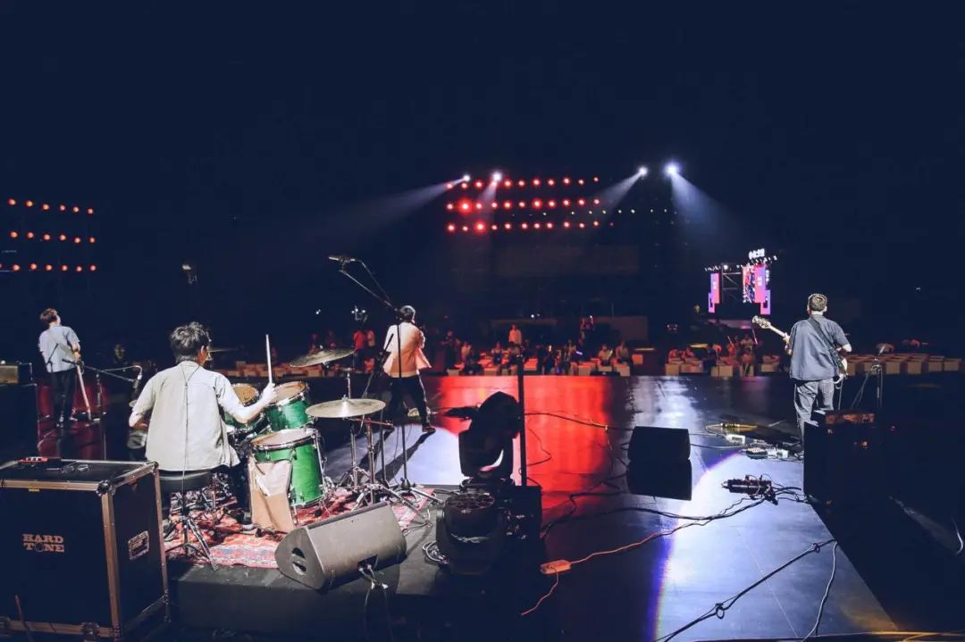 一键启动时光机，敢不敢穿梭回2020年伊始......