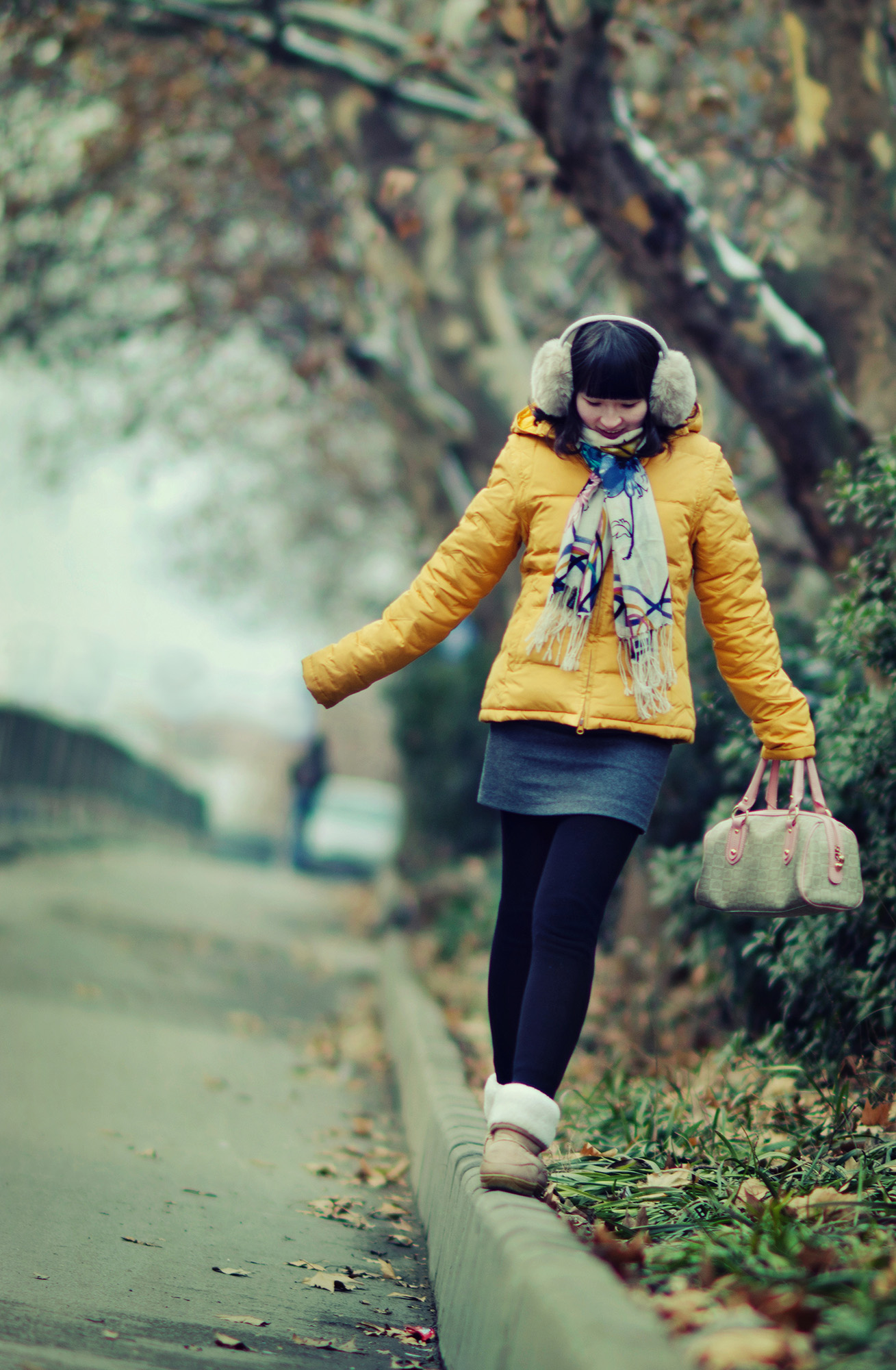 尼康d7000拍摄画面暗怎么调亮,尼康d7000和d700画质对比