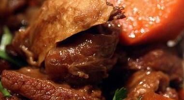 红烧牛肉最好吃的做法视频,红烧牛肉最好吃的做法川菜