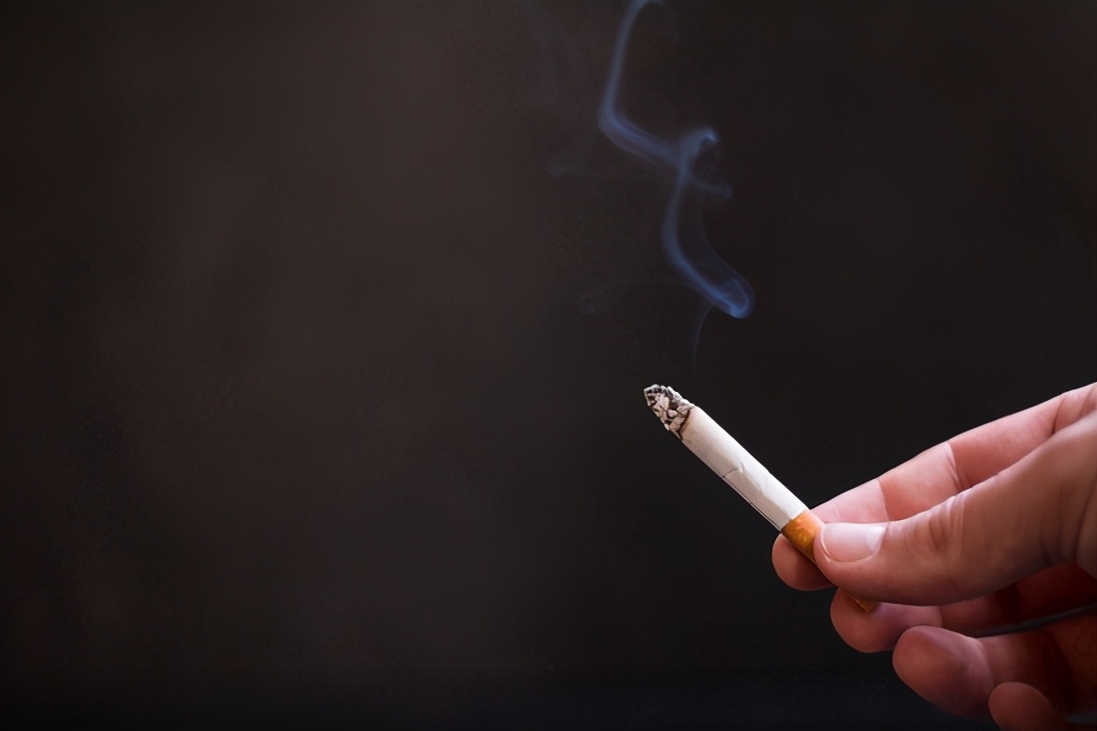 长期用电磁波烤灯有危害吗,什么化学物质会影响精子