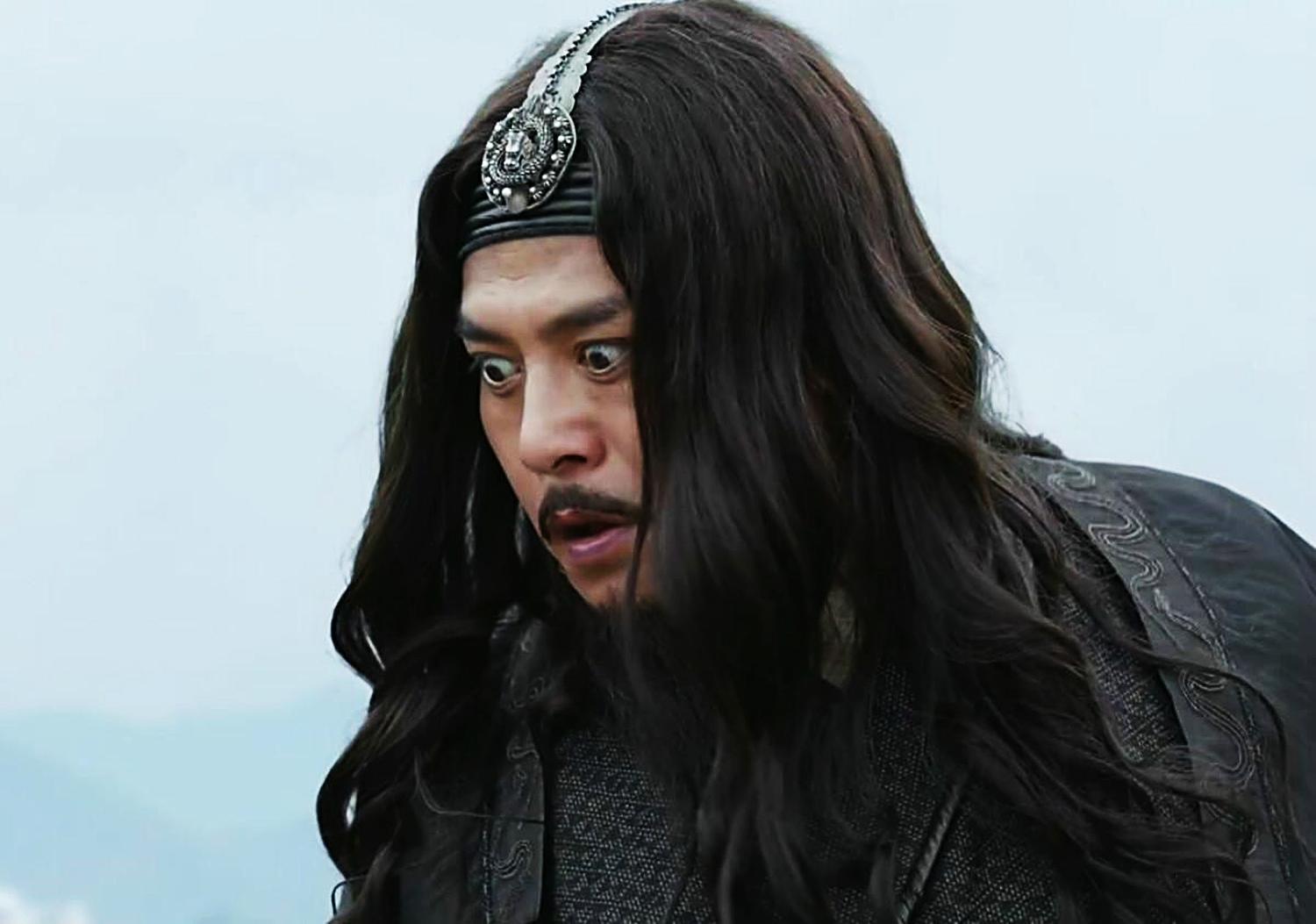 周伯通算绝顶高手吗,周伯通地位列五绝之首片段