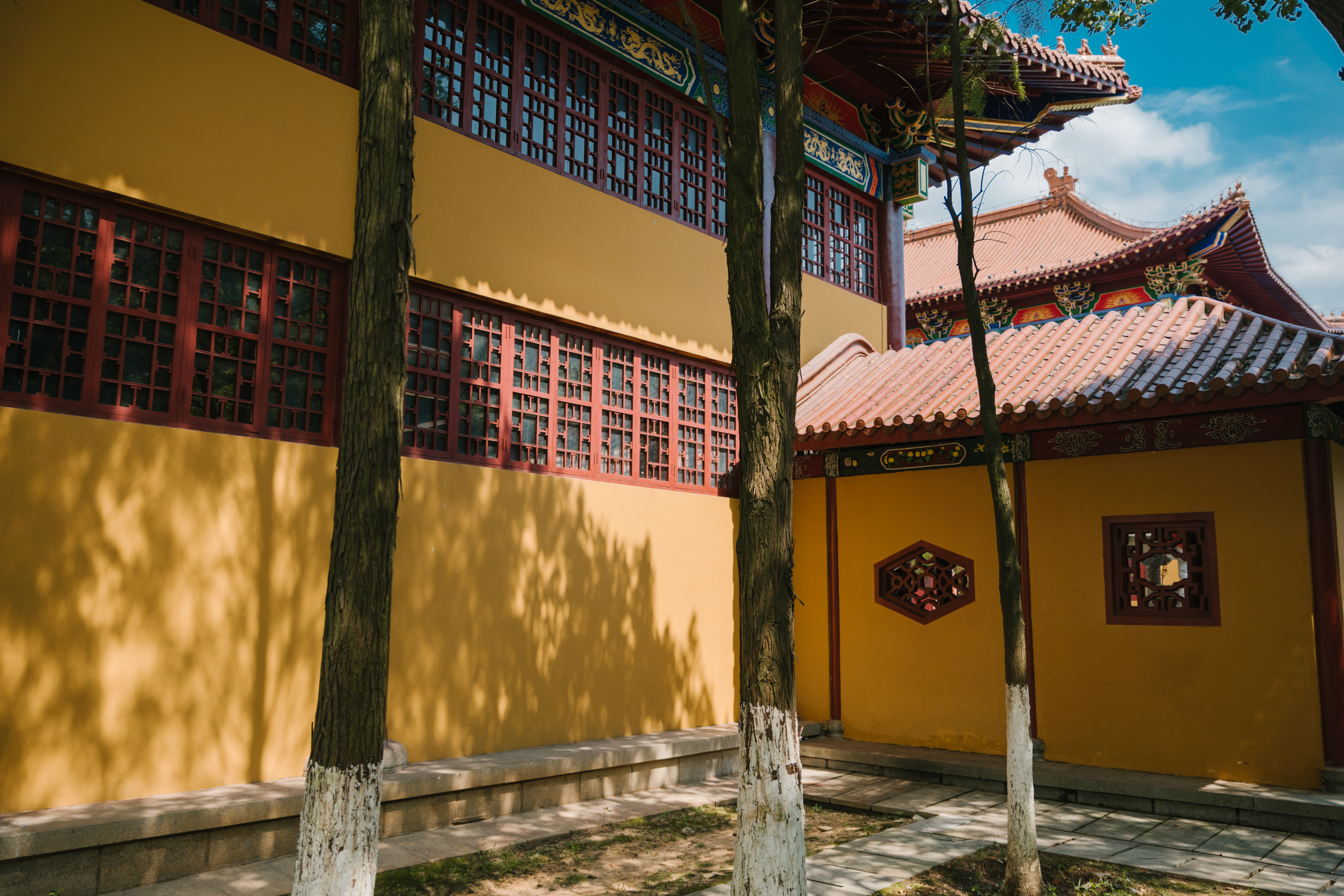 南昌之星摩天轮讲解,南昌之星摩天轮下面有什么玩