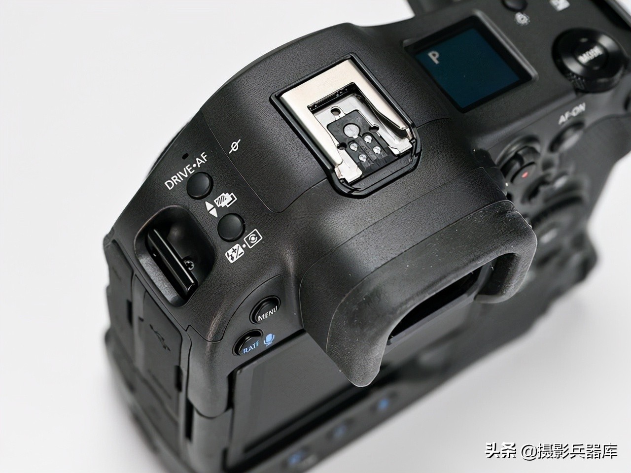 佳能eosr跟rp哪个好,佳能eosrp深度测评