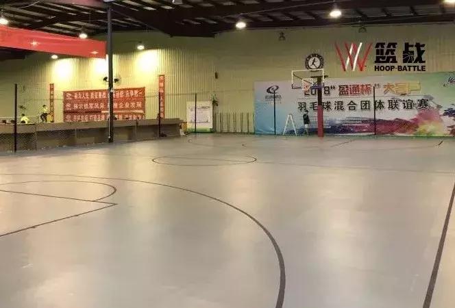 篮球因为热爱所以坚持比赛现场,篮球赛因为热爱所以坚持