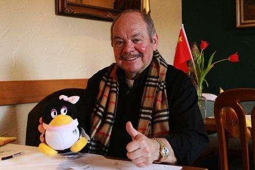 施大爷泰达,施大爷足球