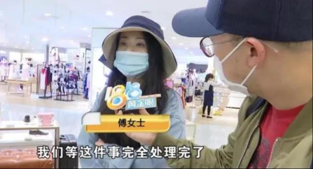 1299元的拖鞋只要585，到手后姑娘气坏了，怒曝光：给我退一赔三