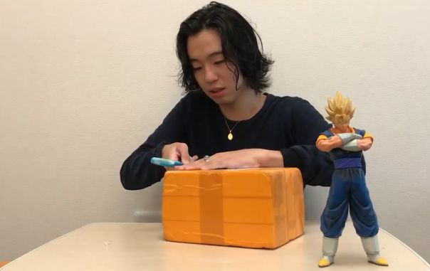 国产龙珠超四手办,山寨版奥特曼手办开箱