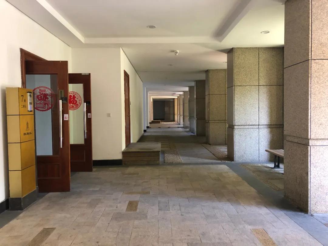 落寞！曾风靡杭州的“国际滨”一线江景房，如今许多只能卖4万+