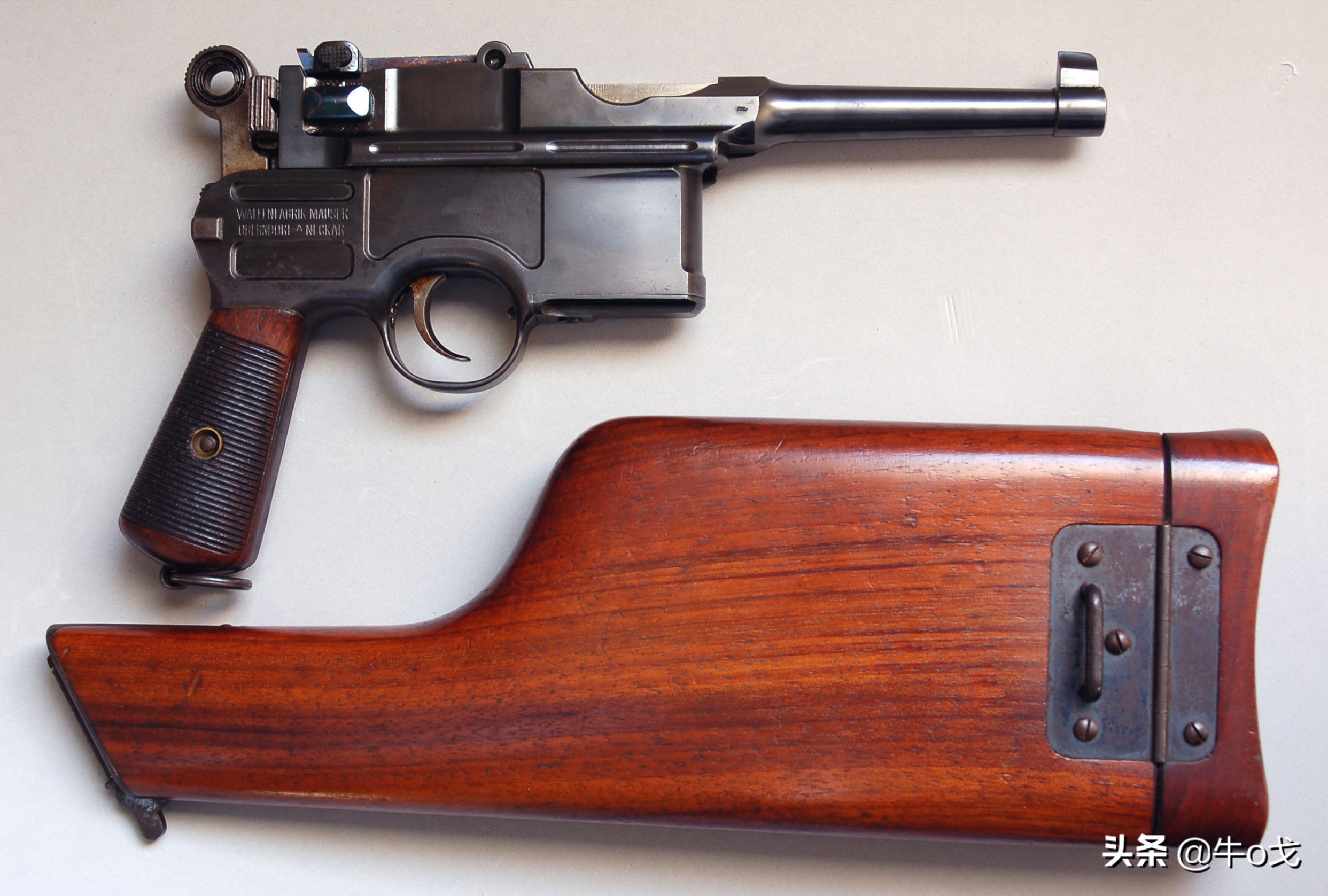 驳壳枪枪托是什么材质,驳壳枪木质套和皮套的区别