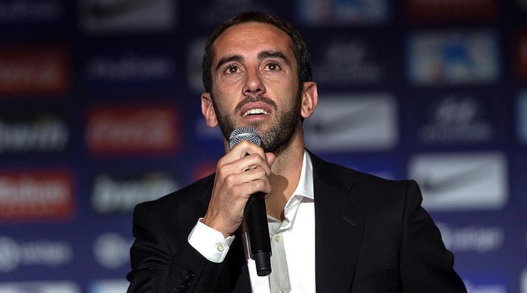 442评当今足坛10大中卫,范戴克VS拉莫斯谁防守最强