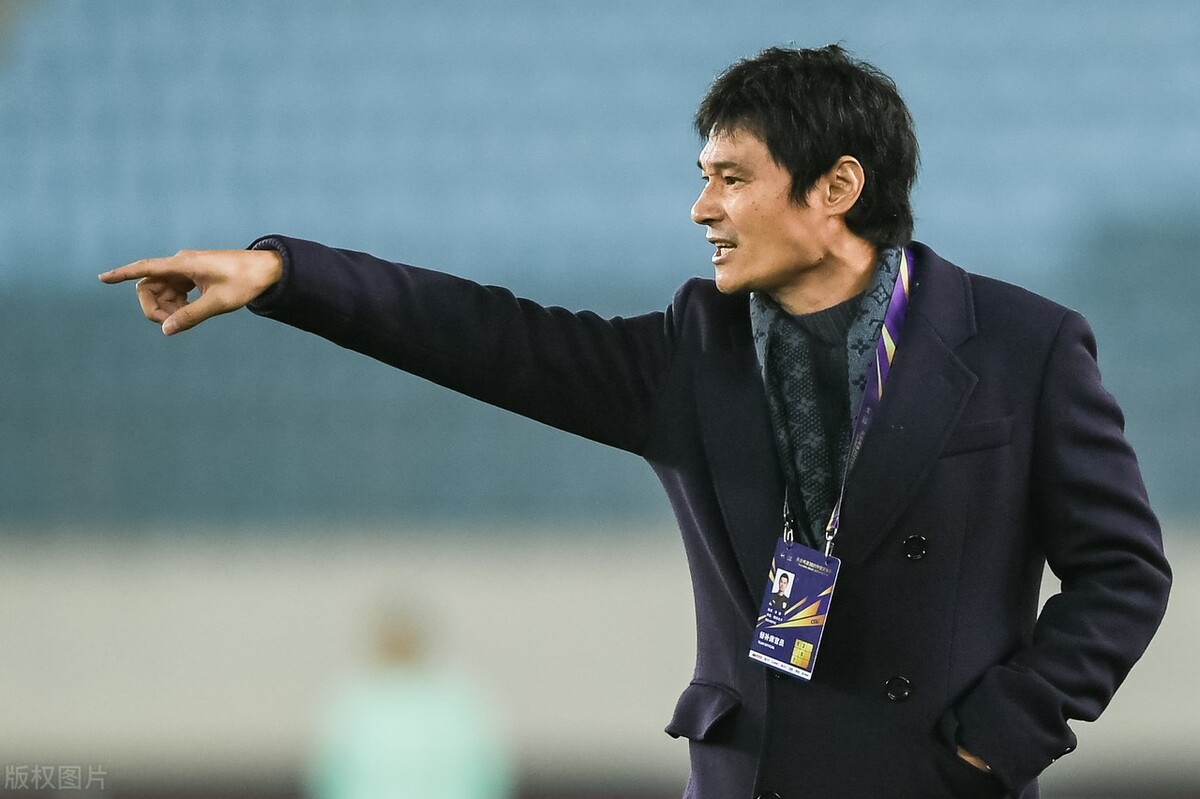 做解说真的能赚钱吗,做体育解说员赚钱吗