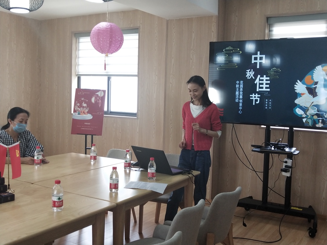 中秋遇上国庆手工花灯,中秋节亲手做一个玉兔花灯