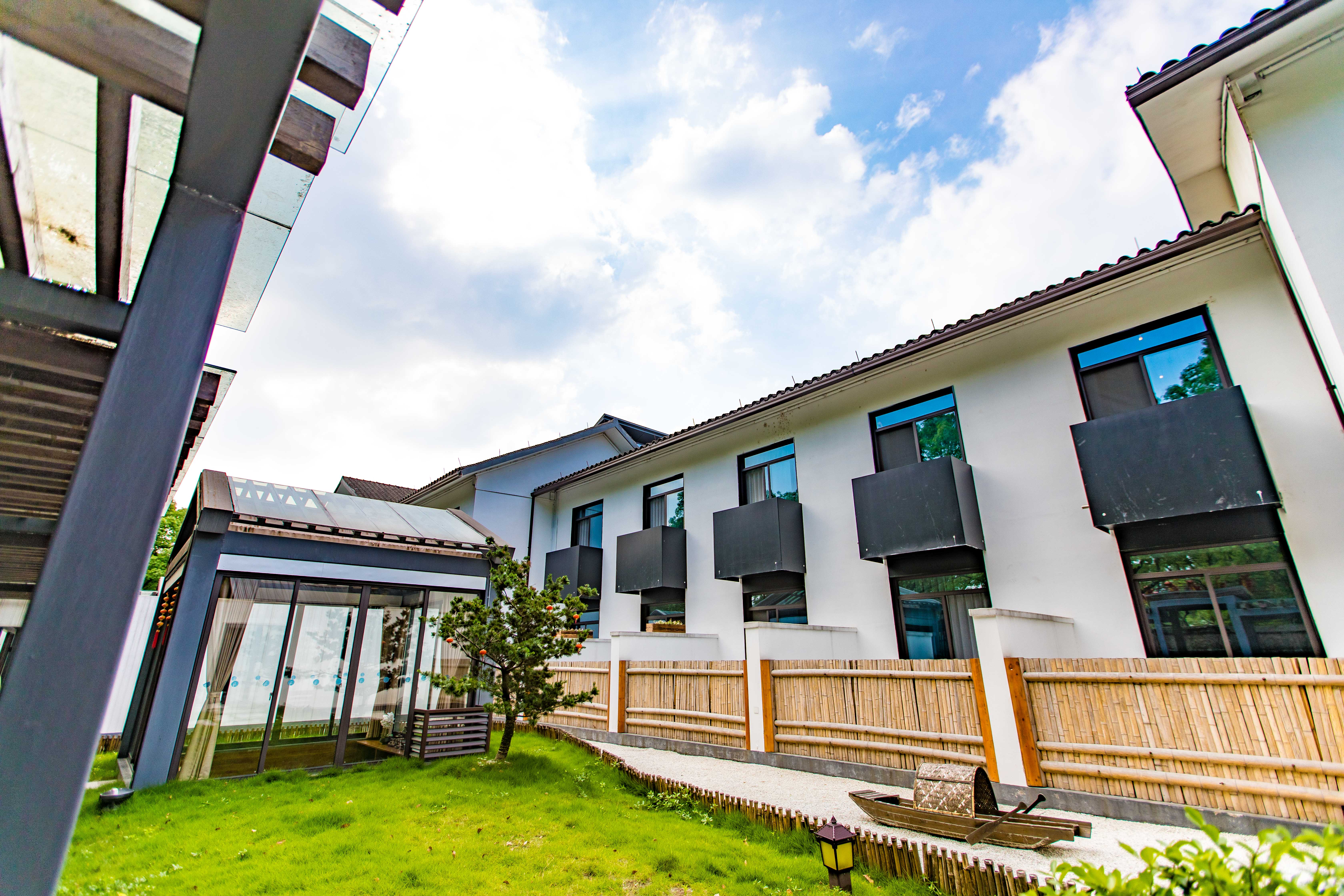 去绍兴柯岩到哪下火车最近,去绍兴柯岩风景区哪些人免费