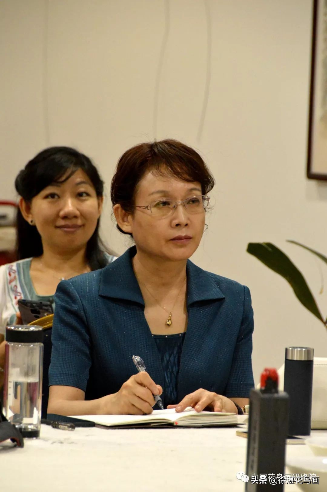 一分钟教你如何写好隶书,写隶书的新技巧