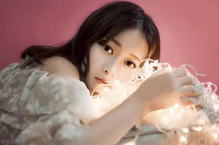 爱情是靠真诚还是套路,爱情真的不会变心吗