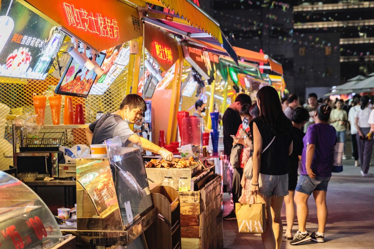 不出国就能吃到正宗韩料,不出国就能吃到正宗的韩国料理