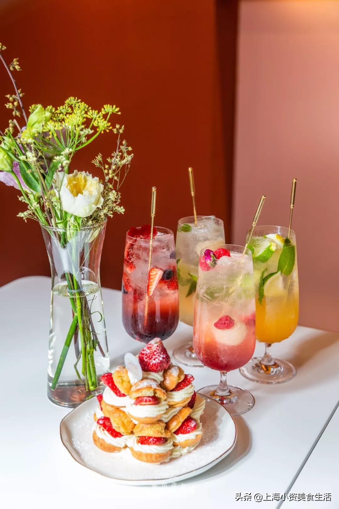 人广新开宝藏甜品店，把小笼包做成了慕斯蛋糕！