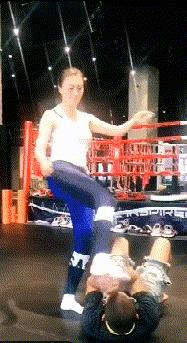 千万别惹女人搞笑视频,爆笑gif姑娘你已经突破天际啊