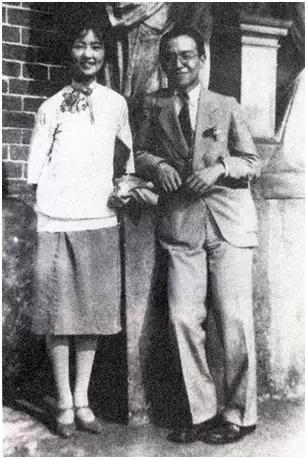 沈阳中学生情侣开房背后的警醒：给女孩底线教育，给男孩阳光教育