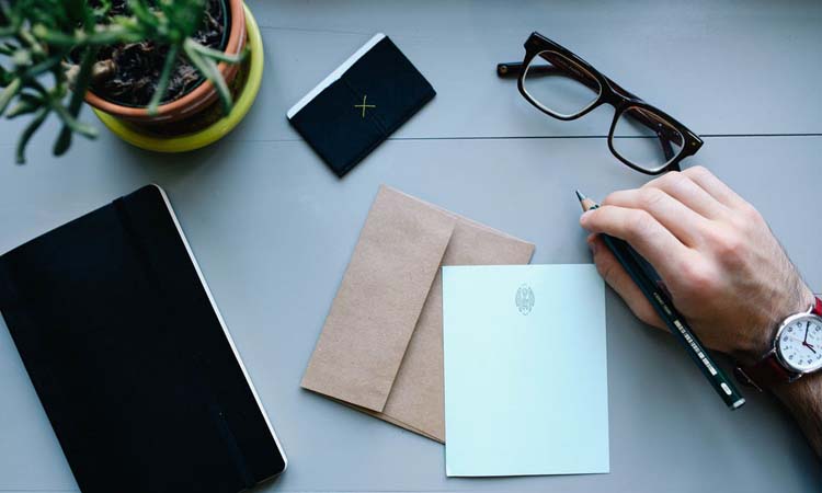 突然被领导询问工作忙不忙，学会这三个回答技巧，让领导更器重