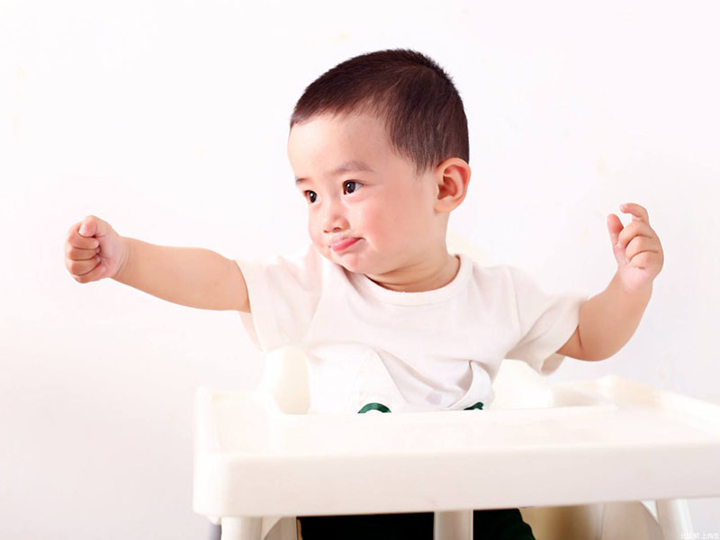 宝宝误食502胶水后有什么症状,1岁宝宝误食502胶水怎么办