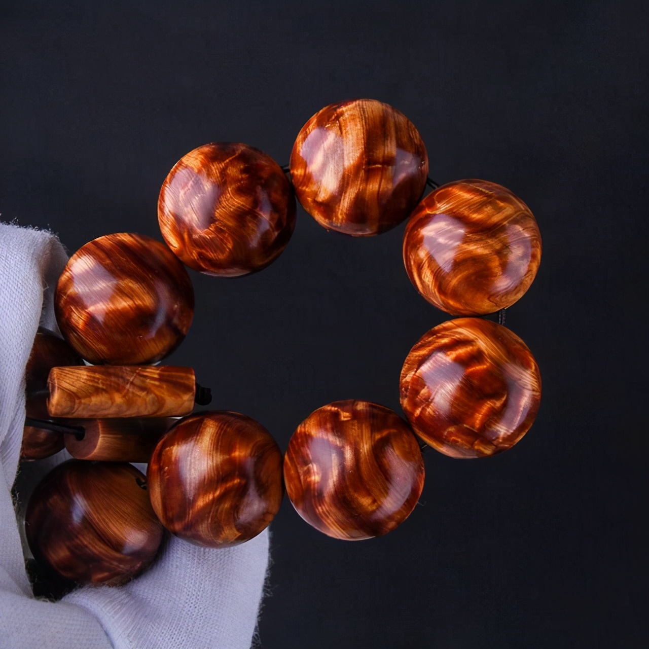 七种盘手串的方法,盘手串哪种手串比较香