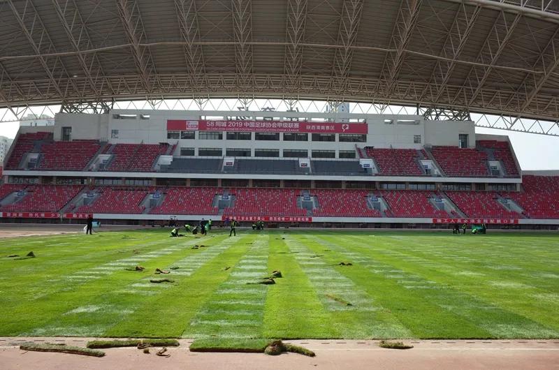 渭南新修的足球场,渭南建设专业足球场