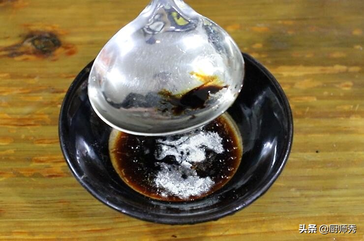 如何让炒肉丝变得细嫩,青椒炒肉丝怎么做光滑细嫩又好吃