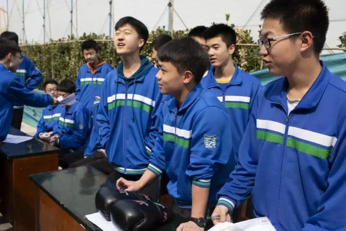 泰达一中学霸养成攻略：“宝藏”男孩诞生记！