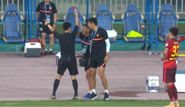 中超教练被红牌会怎么样,中超教练红牌罚下