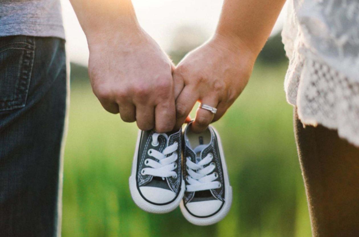 离婚男对孩子抚养费斤斤计较,夫妻离婚男方没能力给抚养费咋办