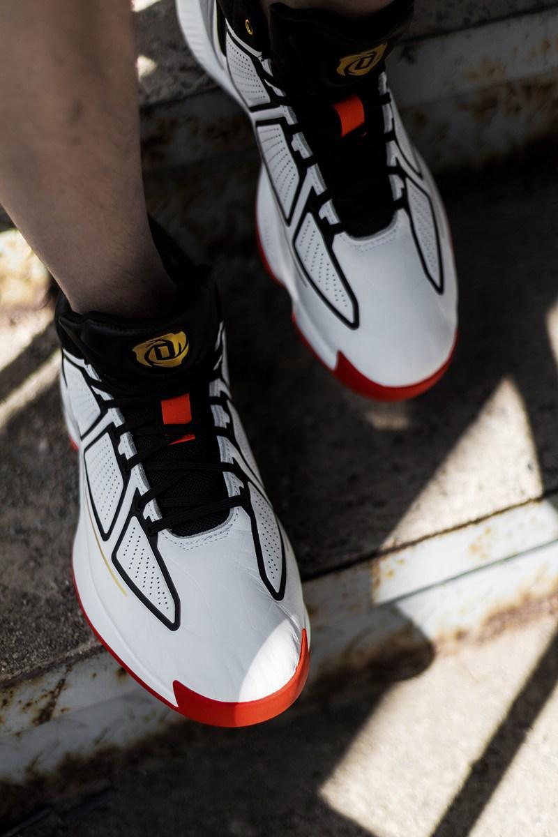 哈登库里全明星战靴,哈登和库里的球鞋谁的好