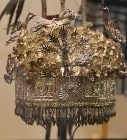 高桥吾郎和普通银饰的区别,日本类似克罗心的银饰