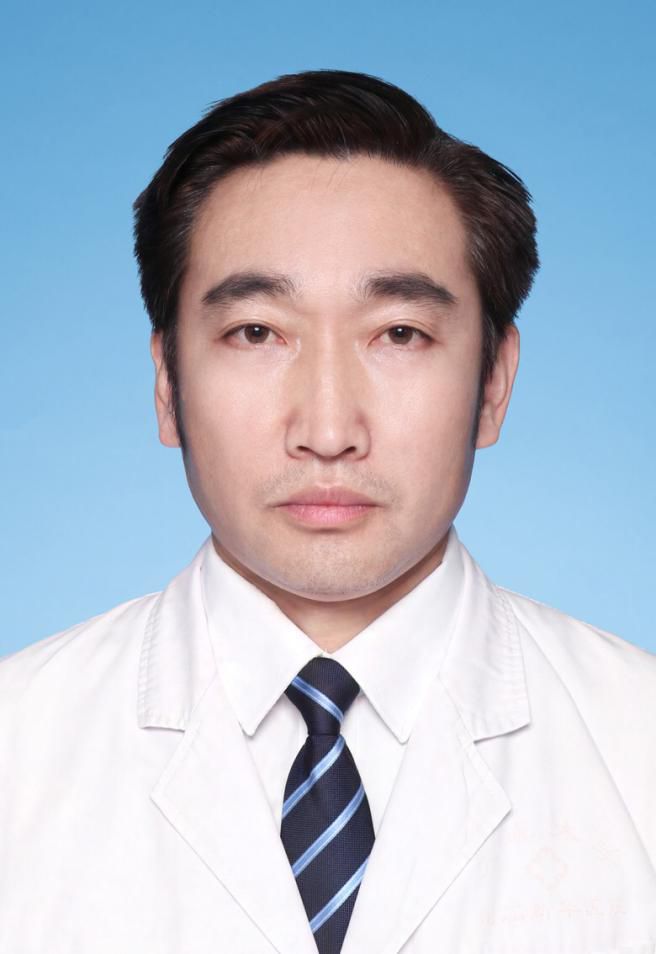 中山眼科中心眼底病专科诊治,大连老年病医院眼科电话号码