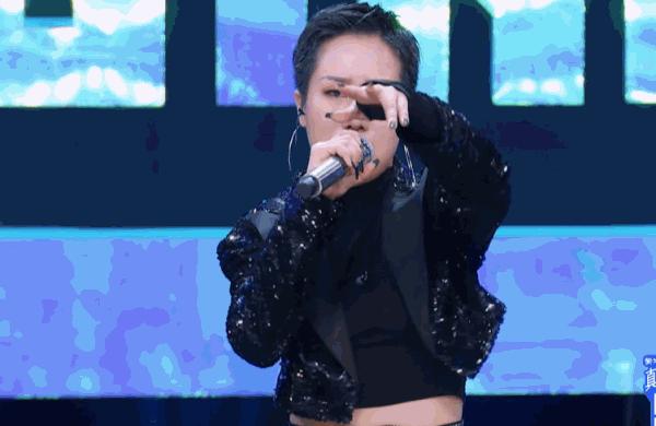 热综|《青春有你2》爆火，话题选手魔性舞台简直太精彩！