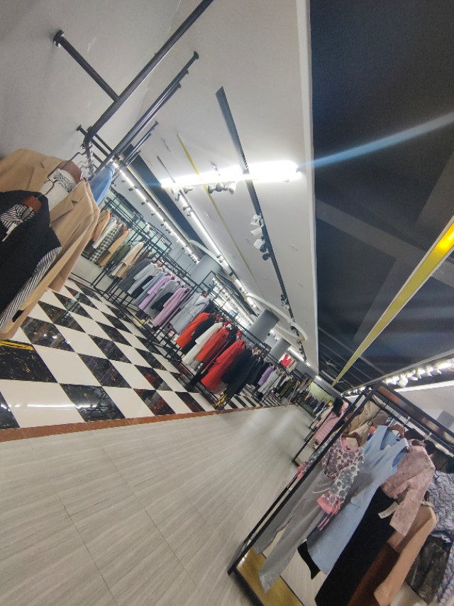 广州伊曼女装,广州伊曼尾货批发市场