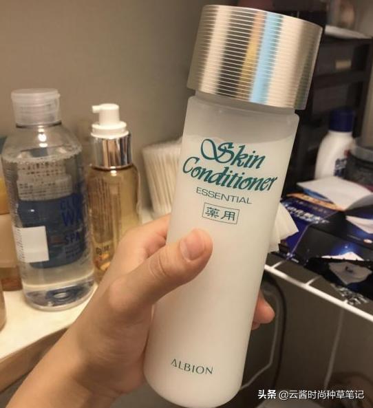 科颜氏金盏花和奥尔滨哪个好用,科颜氏祛痘去油用哪款爽肤水